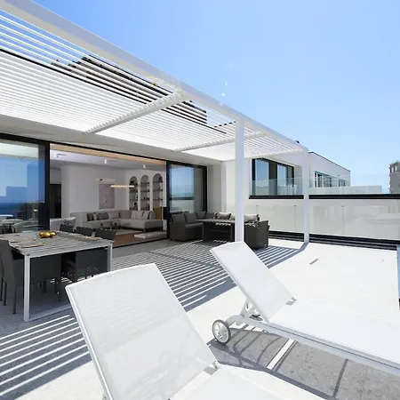 Jon Azure Penthouse - Sea&sky Apartment *